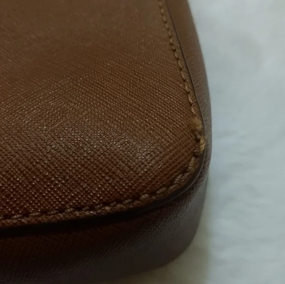 Michael Kors Crossbody - Picture 13 of 13